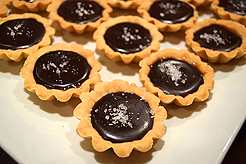 A SPARKLING NEW YEARS